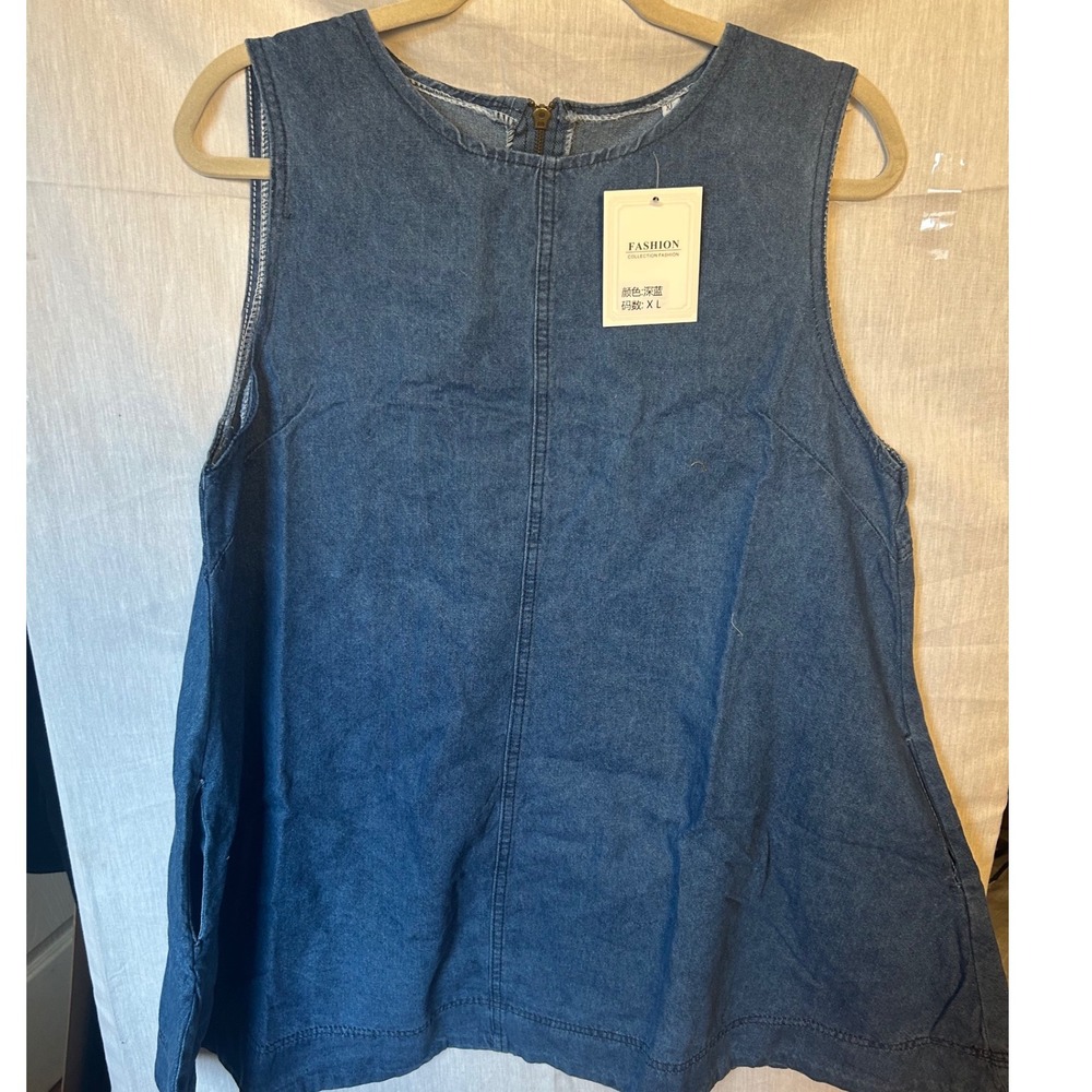 Fashion Collection Womens Denim Sleeveless Tunic Top Blue Back Cutout Pockets XL